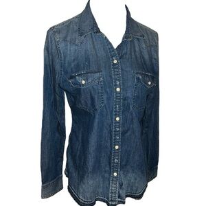 American Eagle Outfitters Lined Denim Shirt size small jean shirt button up